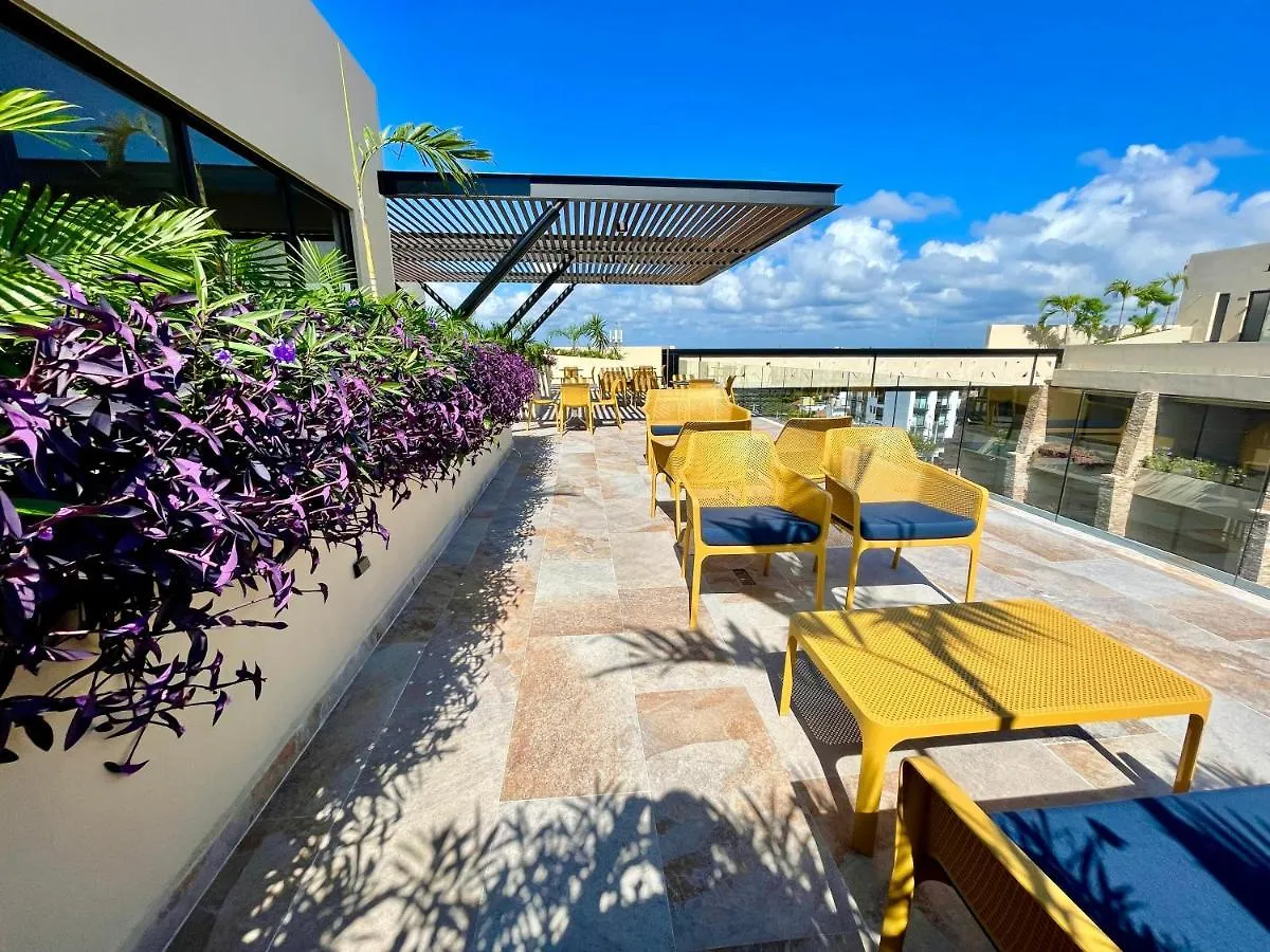 Syrena Condo Rentals Playa del Carmen Aparthotel