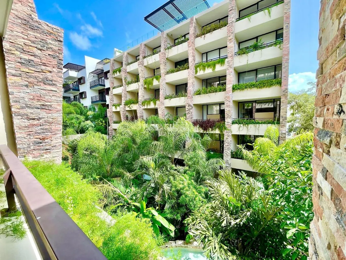 Aparthotel Syrena Condo Rentals Playa del Carmen
