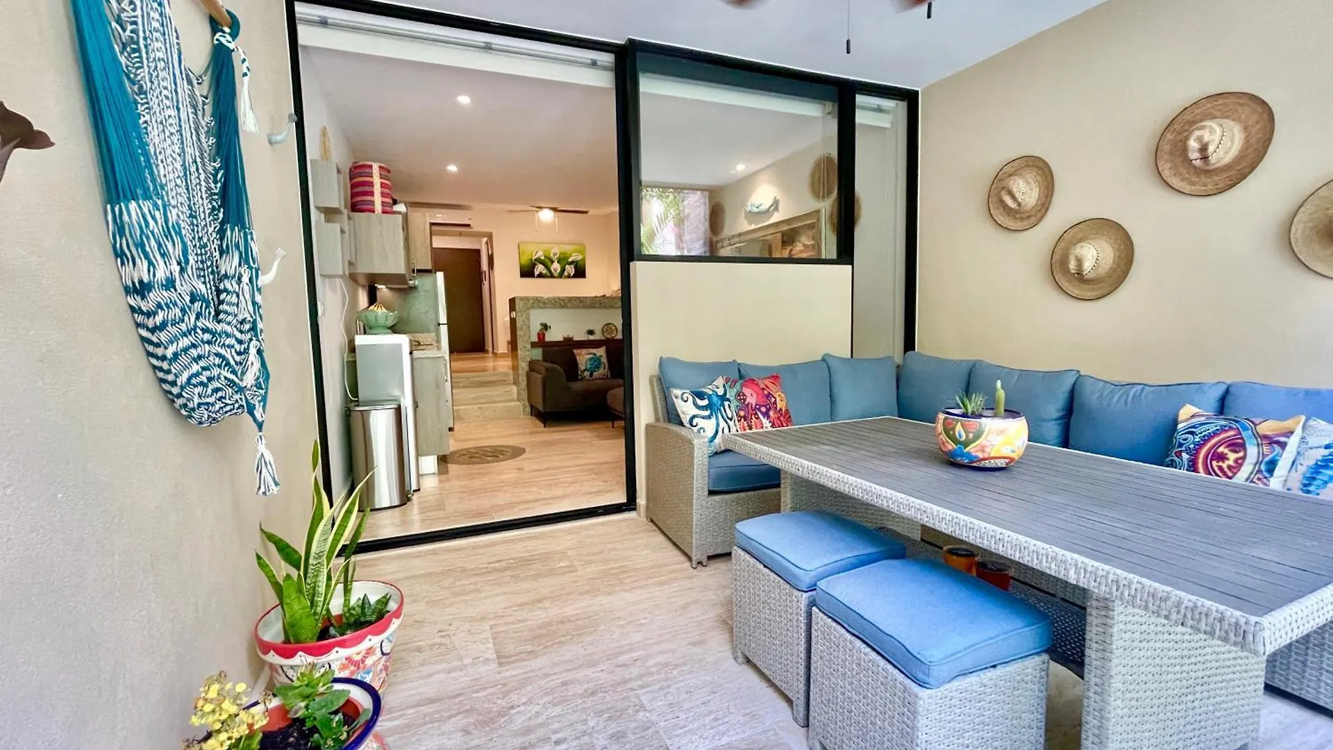 Syrena Condo Rentals Playa del Carmen Aparthotel